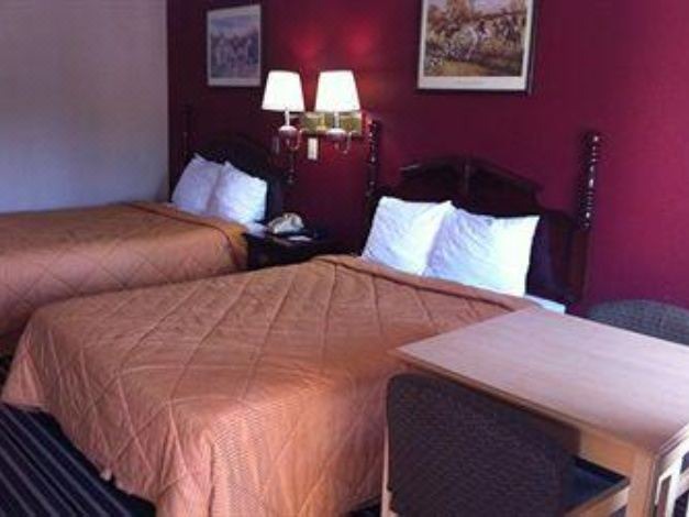 Photo of Bedroom in Pine Grove