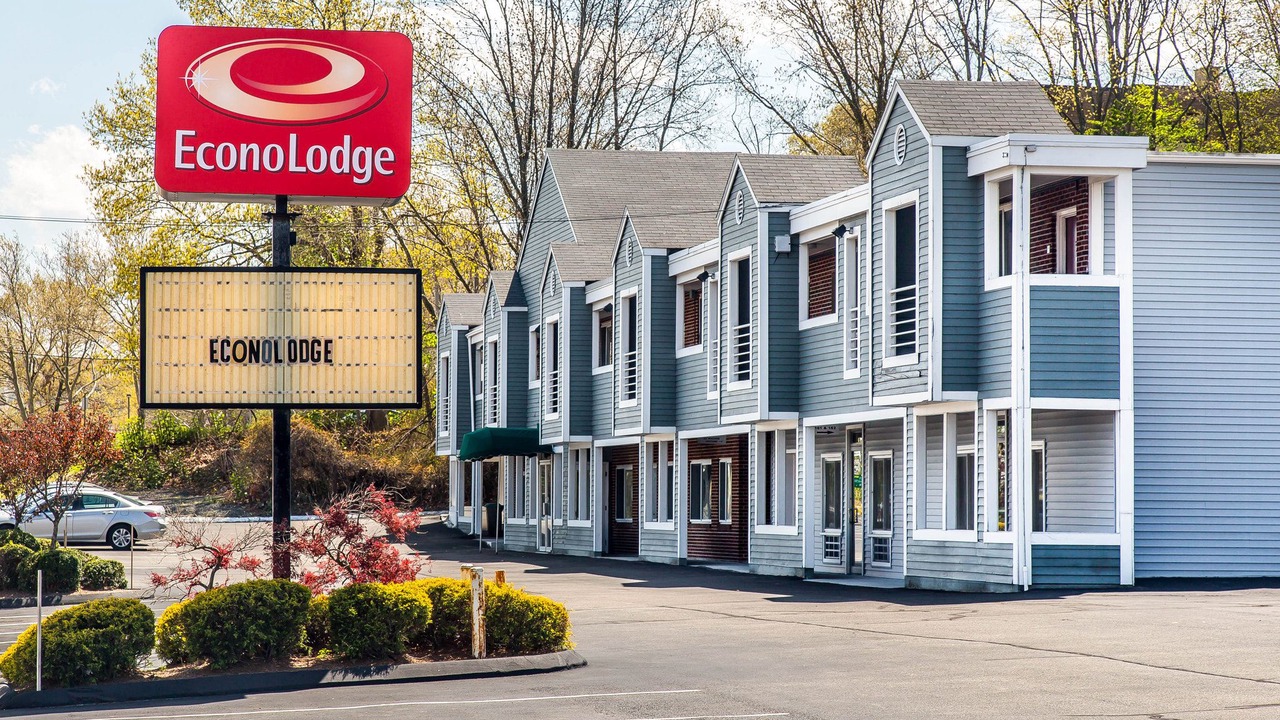 Photo of Buildings in Cranston