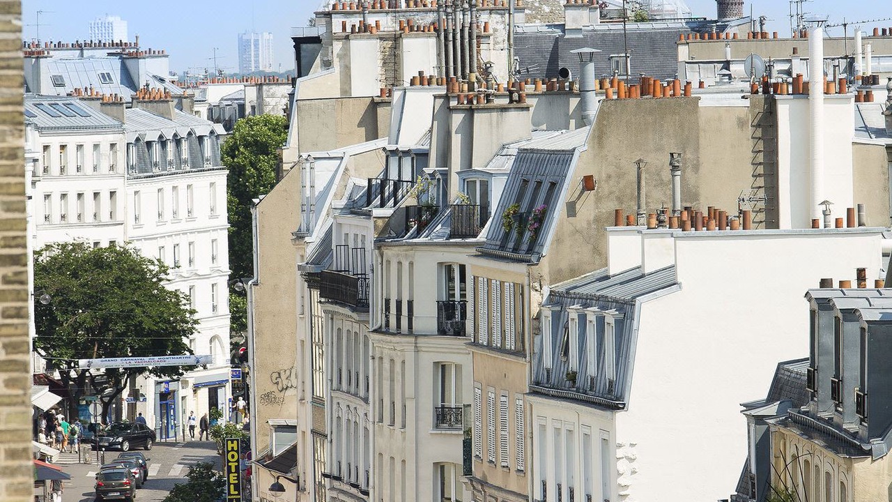 Photo of Buildings in Montmartre
