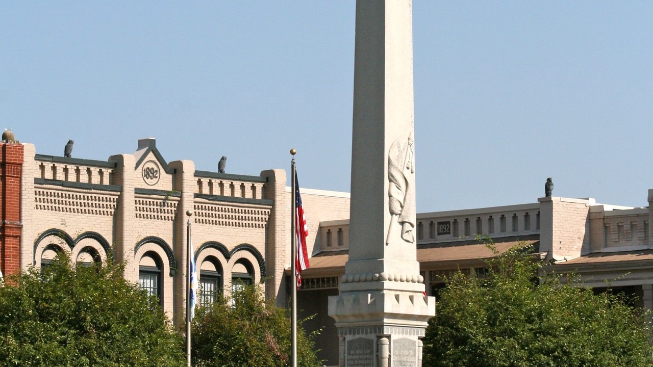 Photo of Buildings in Franklin