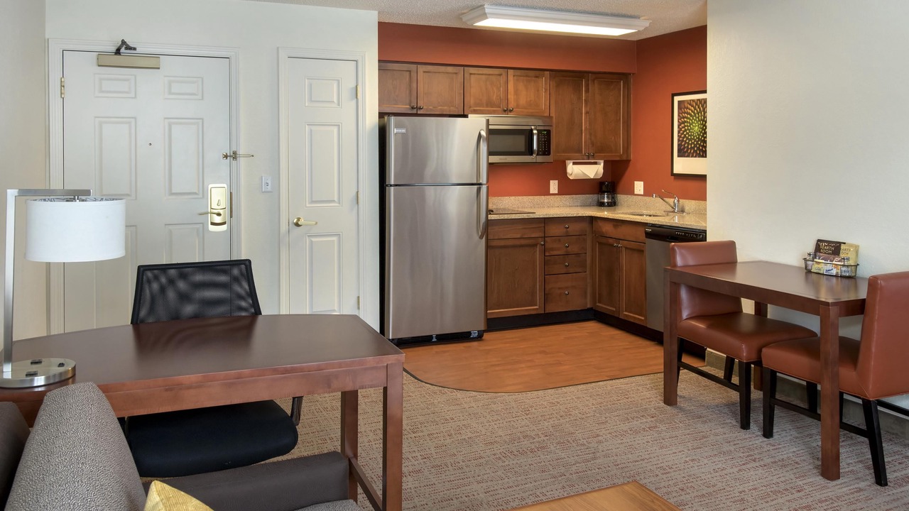 Photo of Livingroom in East Greenbush