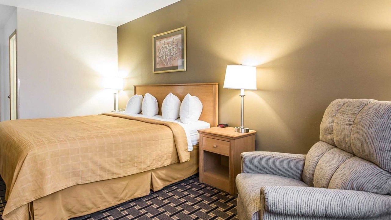 Photo of Bedroom in Mauston