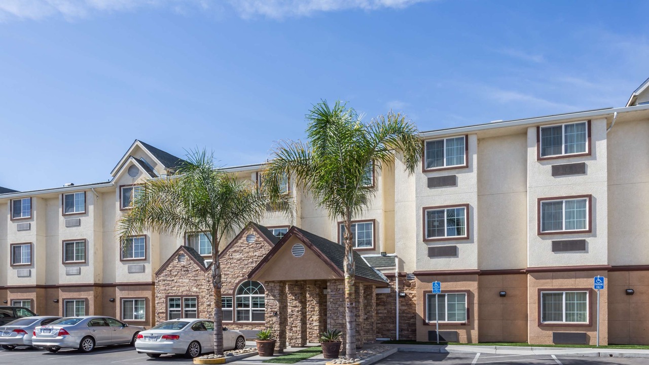 Photo of Buildings in Tracy