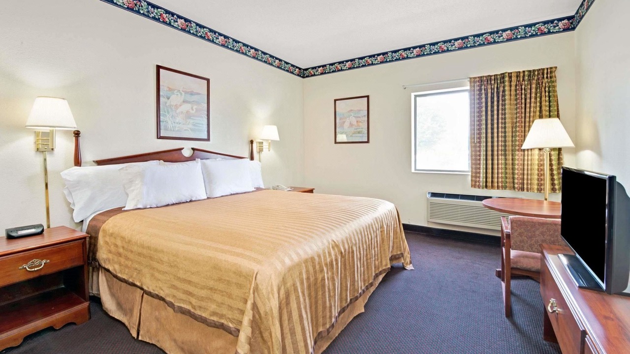 Photo of Bedroom in Airport Township