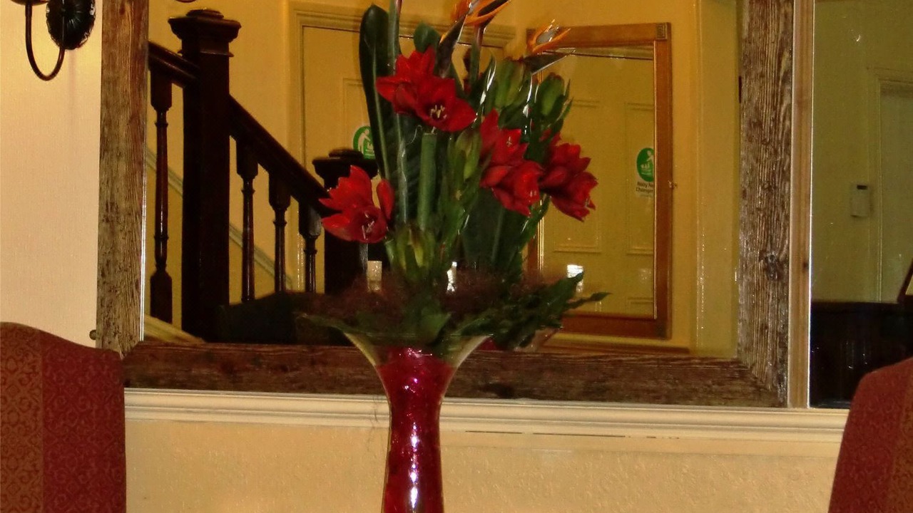 Photo of Others in Hindhead