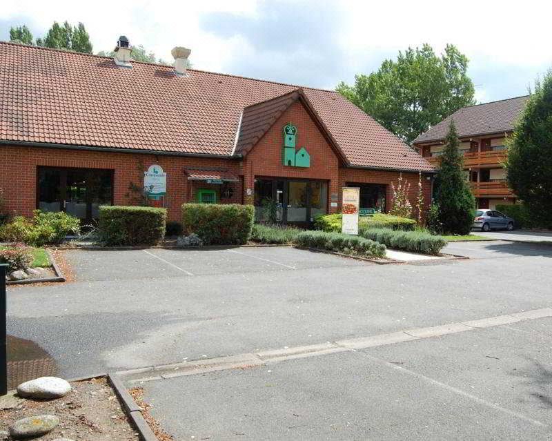 Photo of Buildings in Hem