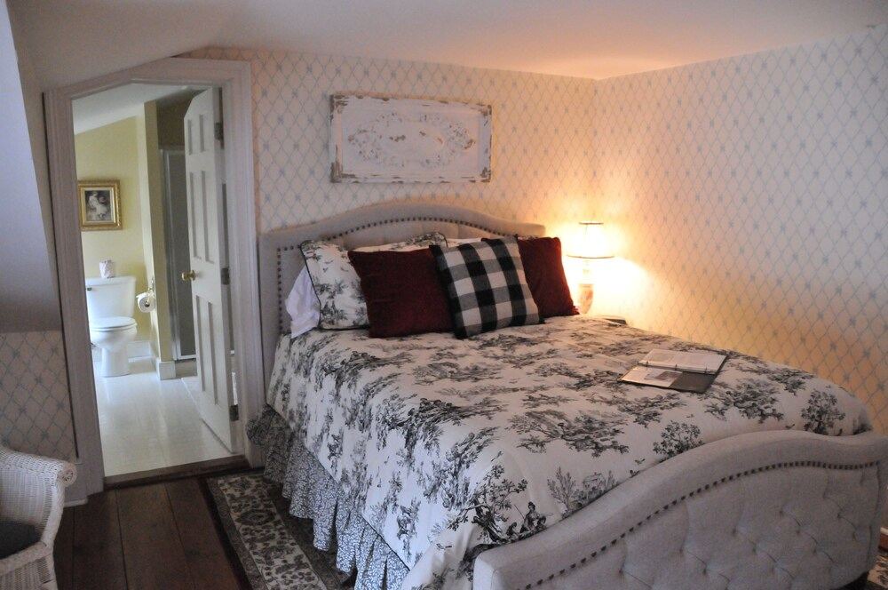 Photo of Bedroom in Vergennes