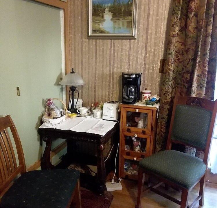 Photo of Livingroom in Happy Valley