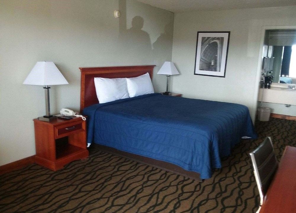 Photo of Bedroom in Springfield