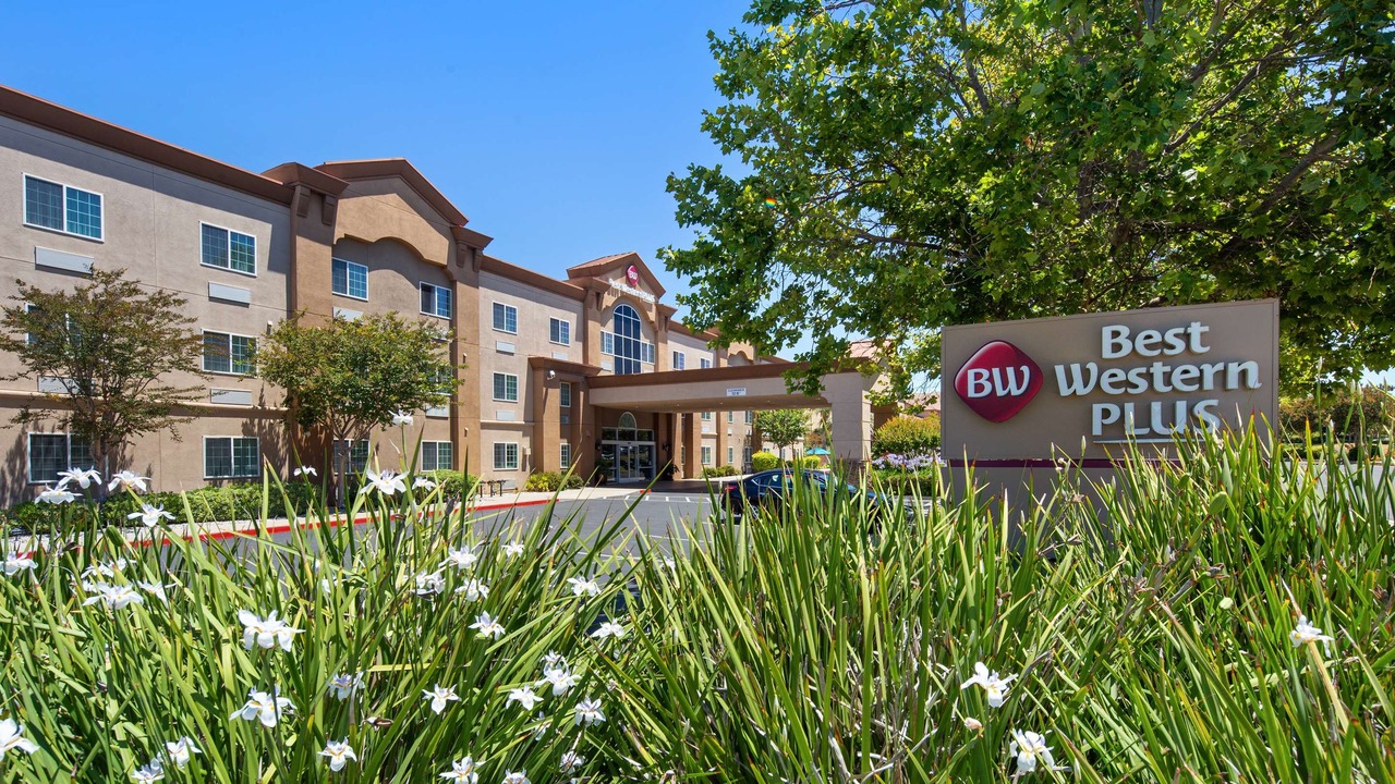 Photo of Buildings in Livermore