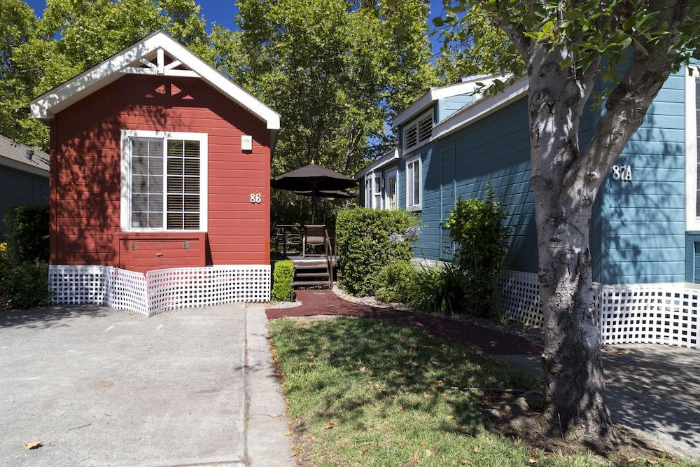 Photo of Buildings in Napa