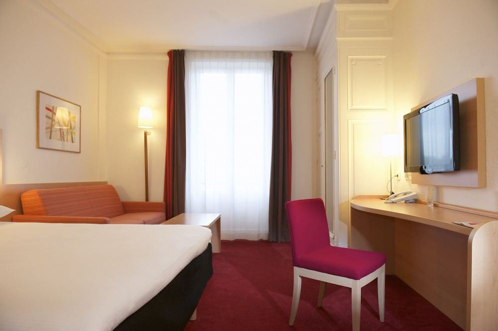 Photo of Livingroom in 2nd Arrondissement