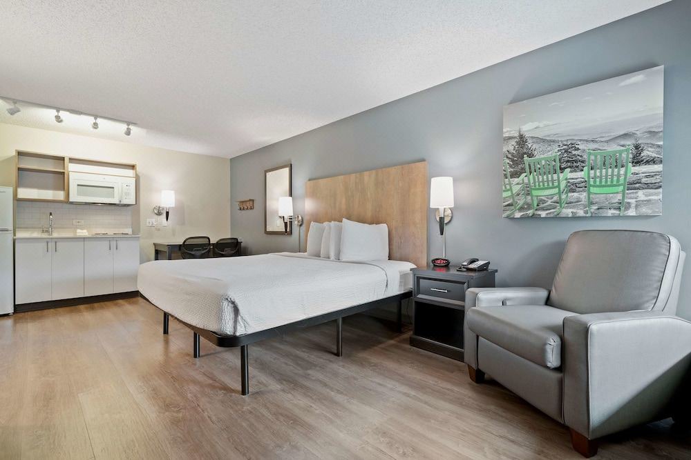 Photo of Livingroom in Overlake