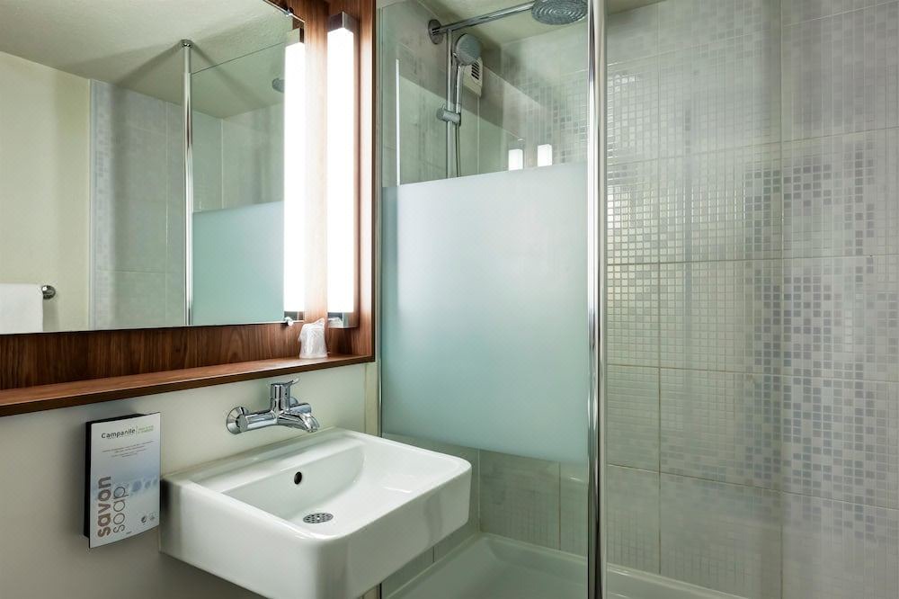 Photo of Bathroom in Corbeil-Essonnes