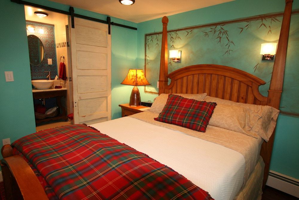 Photo of Bedroom in Media