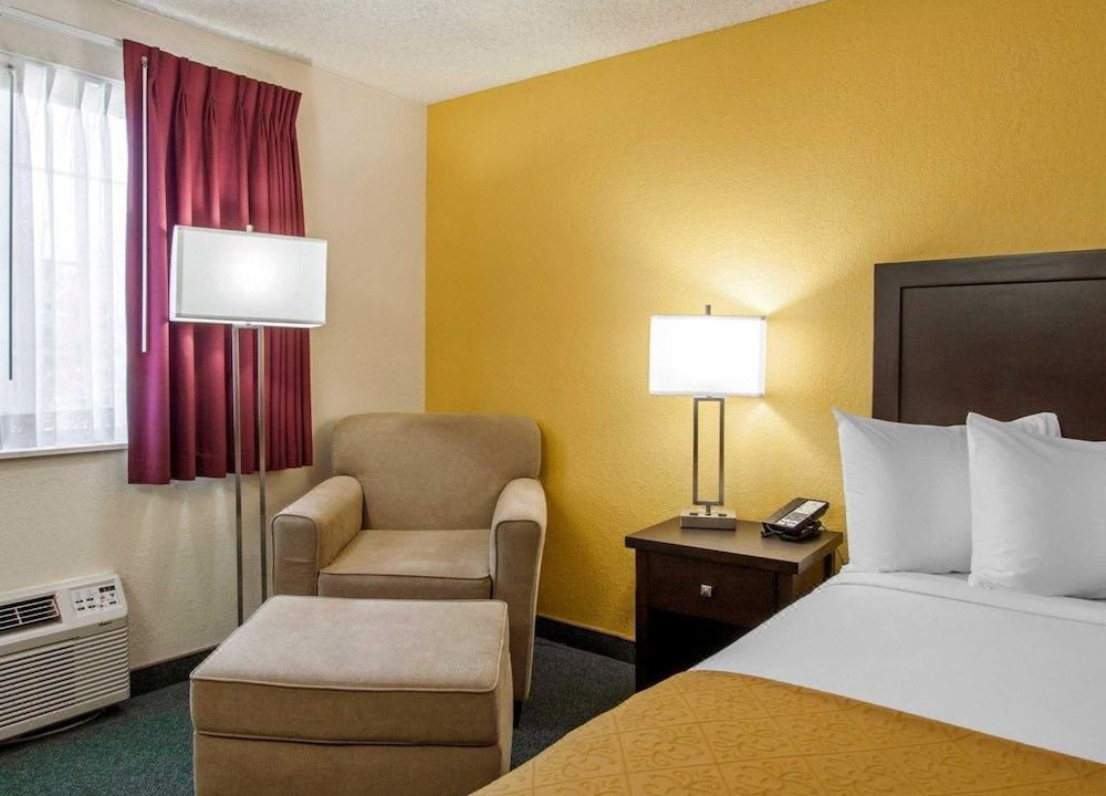 Photo of Bedroom in Springfield