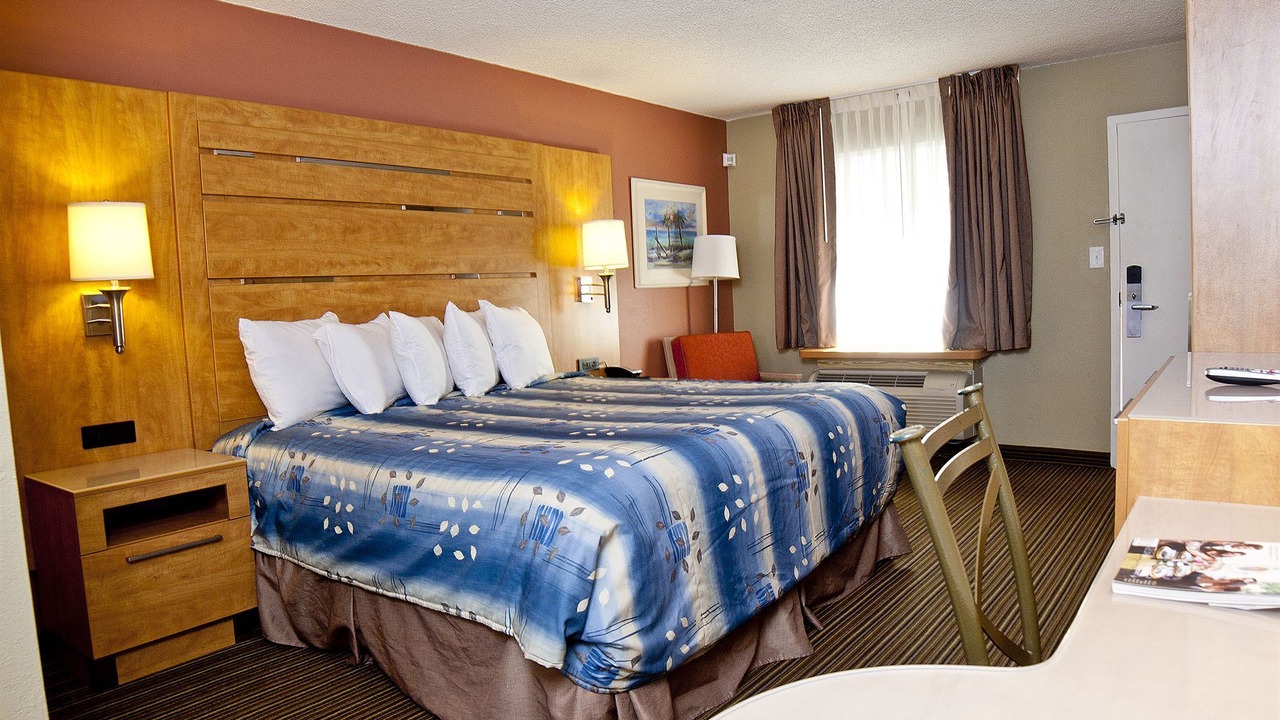 Photo of Bedroom in Tybee Island
