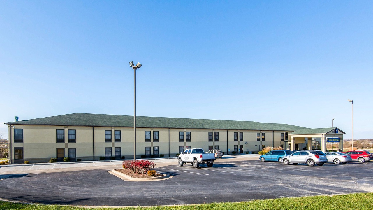 Photo of Buildings in Cameron