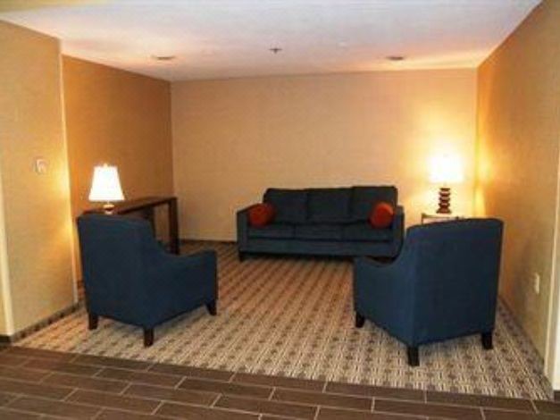 Photo of Livingroom in Huron