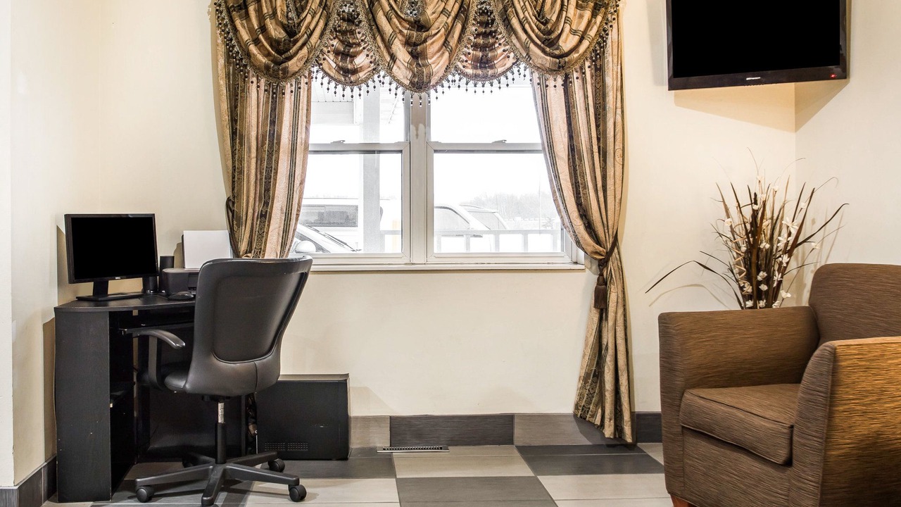 Photo of Livingroom in Mauston