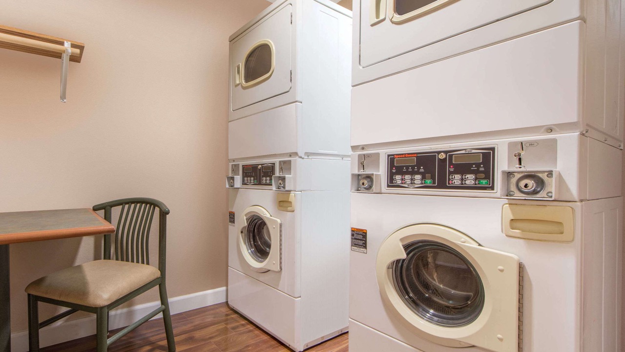 Photo of Others in Raton