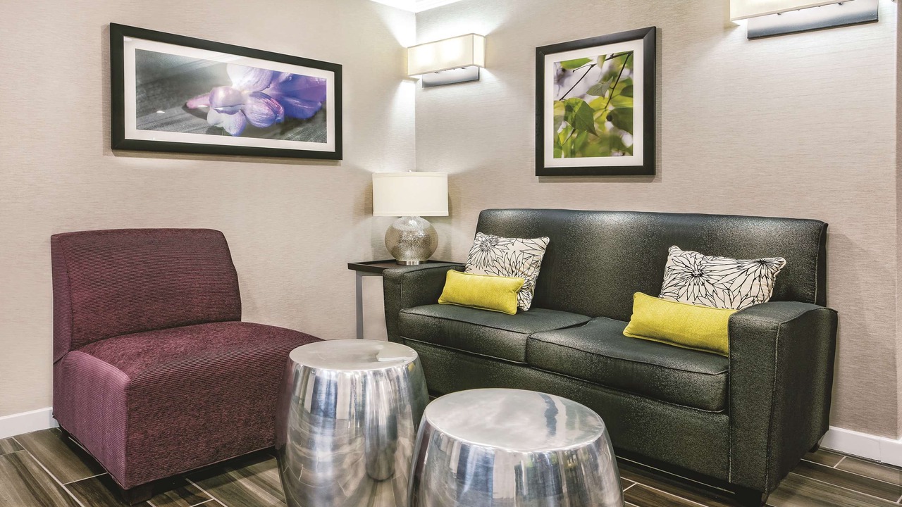 Photo of Livingroom in Baytown