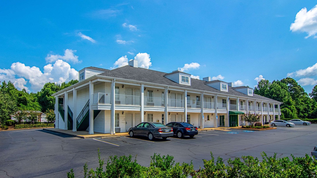 Photo of Buildings in LaGrange