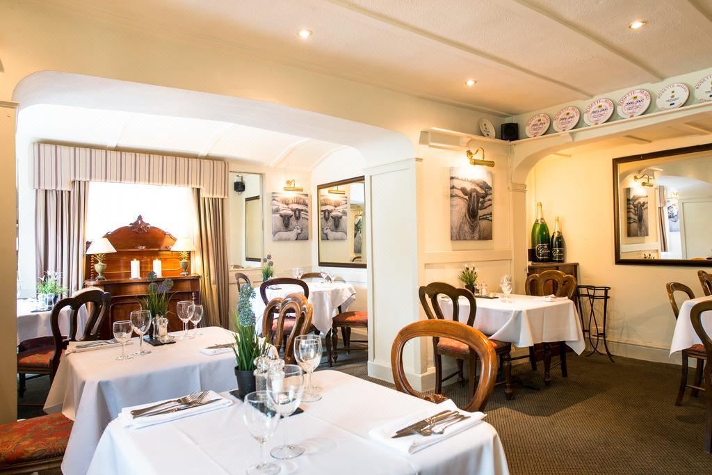 Photo of Livingroom in Henryd