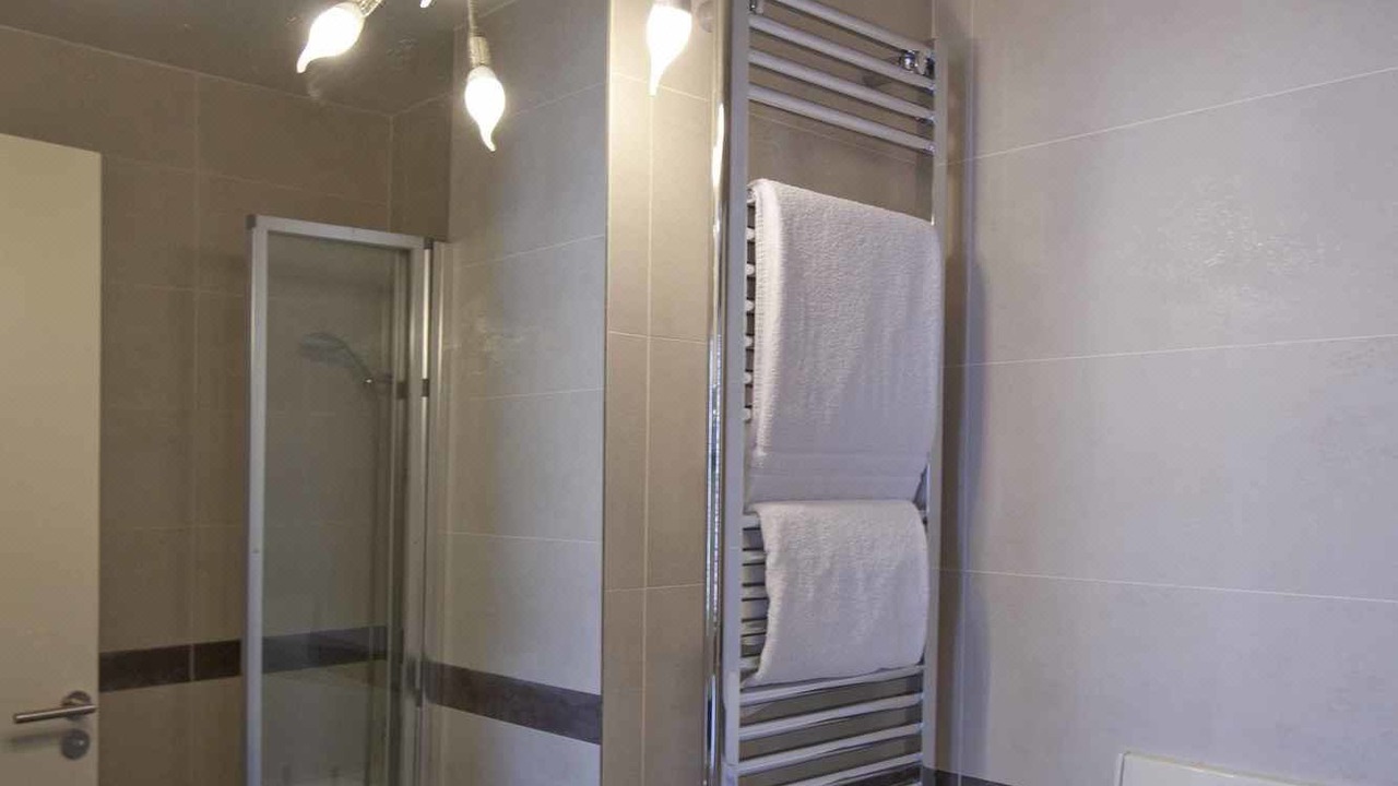 Photo of Bathroom in Puteaux