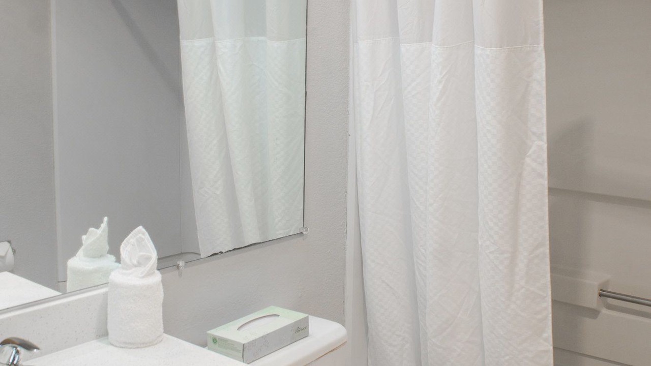 Photo of Bathroom in Graysville