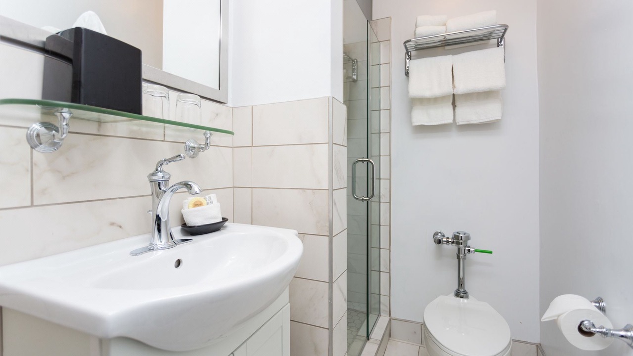 Photo of Bathroom in Union Square