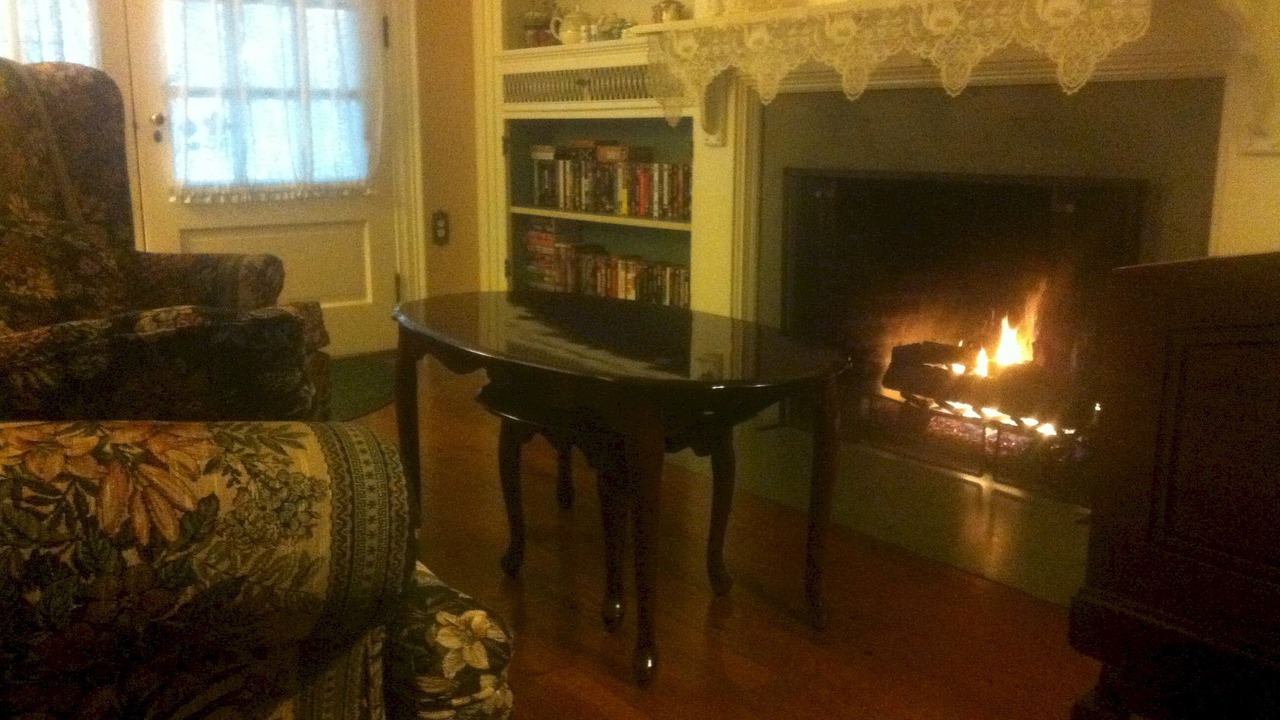 Photo of Livingroom in Red Lion