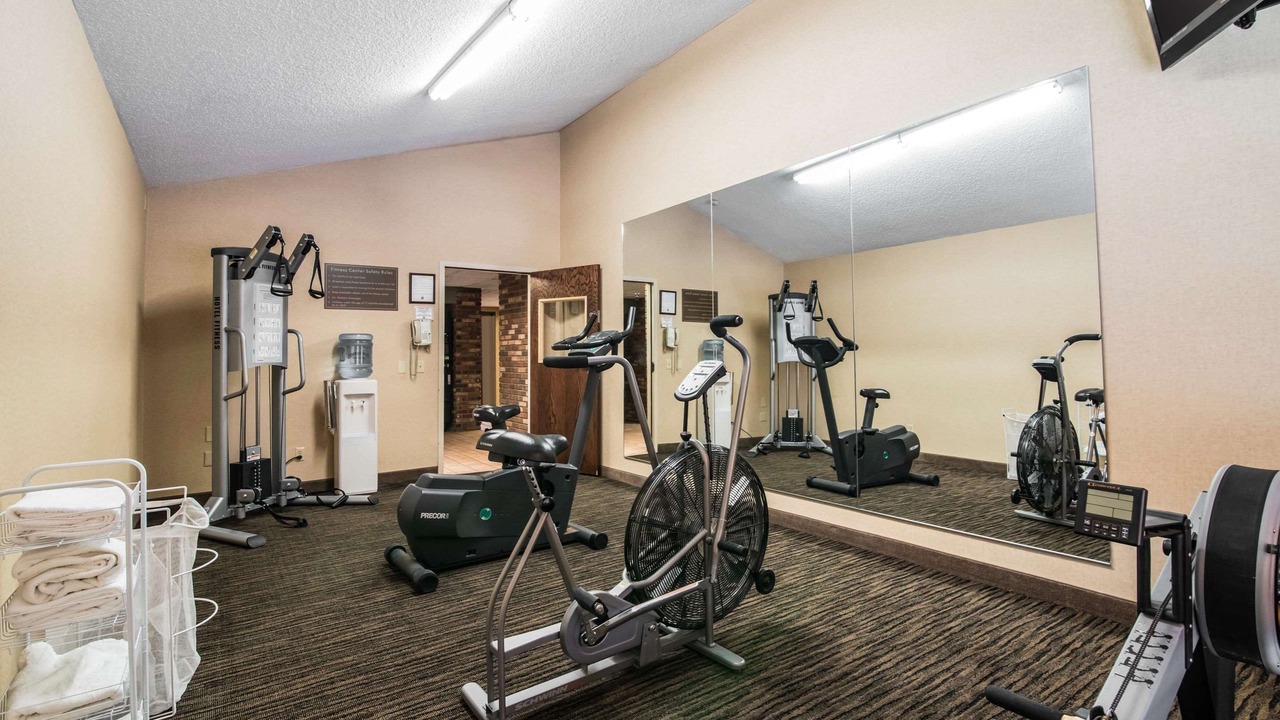 Photo of Livingroom in Cortland