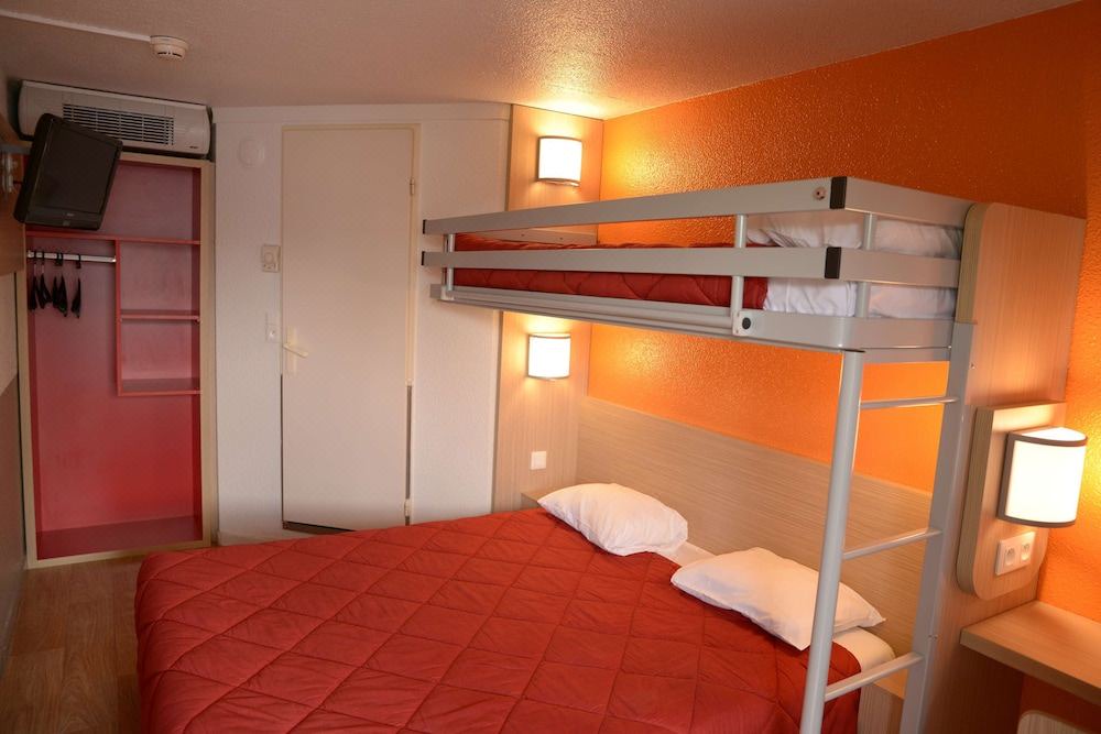 Photo of Bedroom in Balaruc-le-Vieux