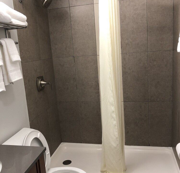Photo of Bathroom in Calcium