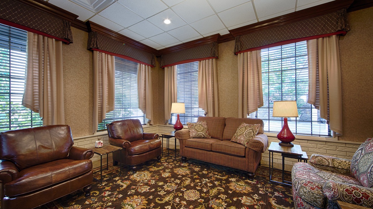 Photo of Livingroom in Eureka Springs Historic District