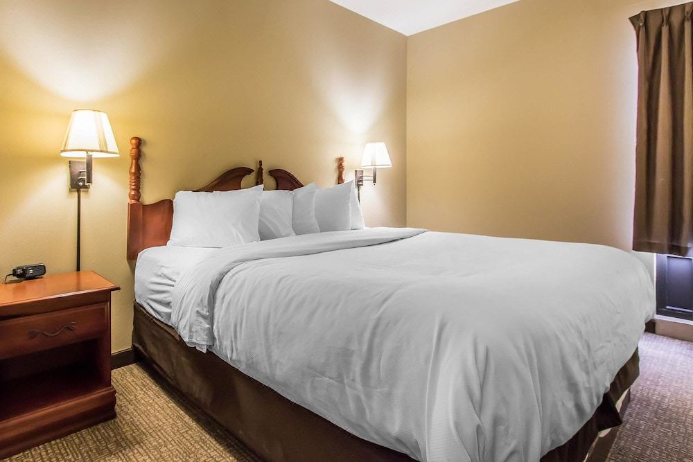 Photo of Bedroom in New Iberia