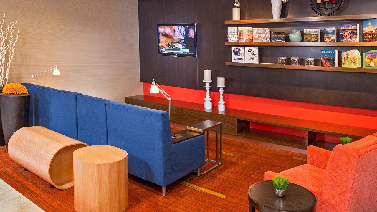 Photo of Livingroom in Secaucus