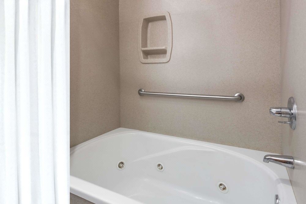 Photo of Bathroom in Sidney