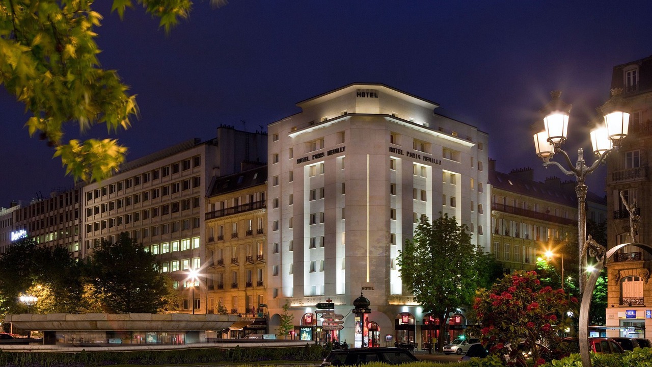 Photo of Buildings in Neuilly-sur-Seine