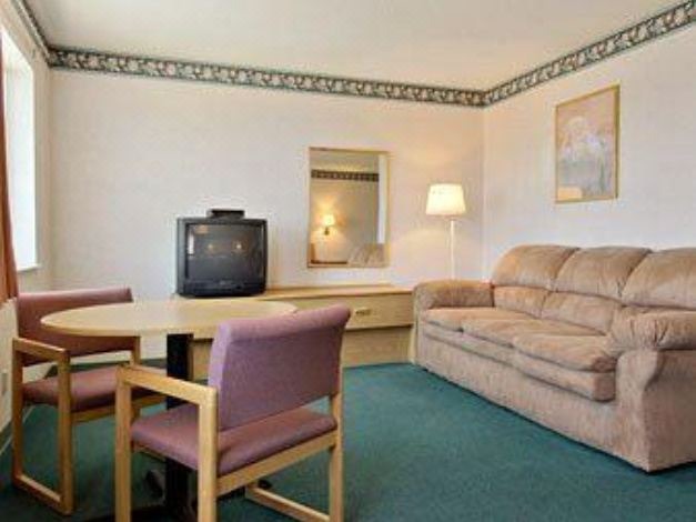 Photo of Livingroom in Lexington