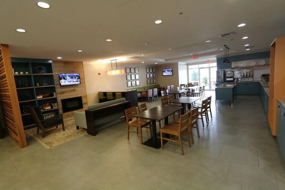 Photo of Livingroom in Wells Branch