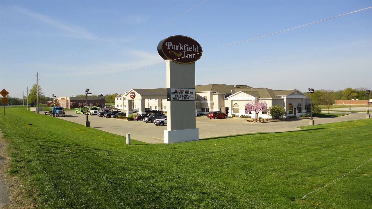 Photo of Buildings in Clinton