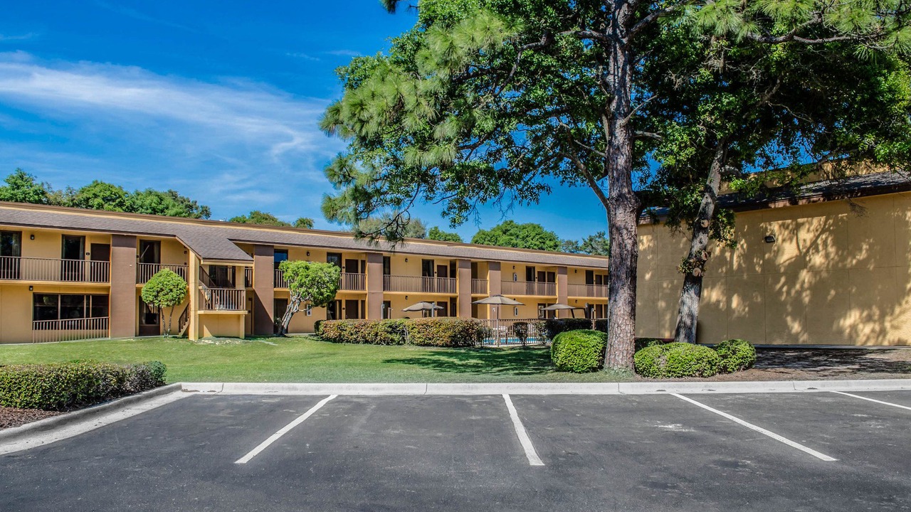 Photo of Buildings in Niceville