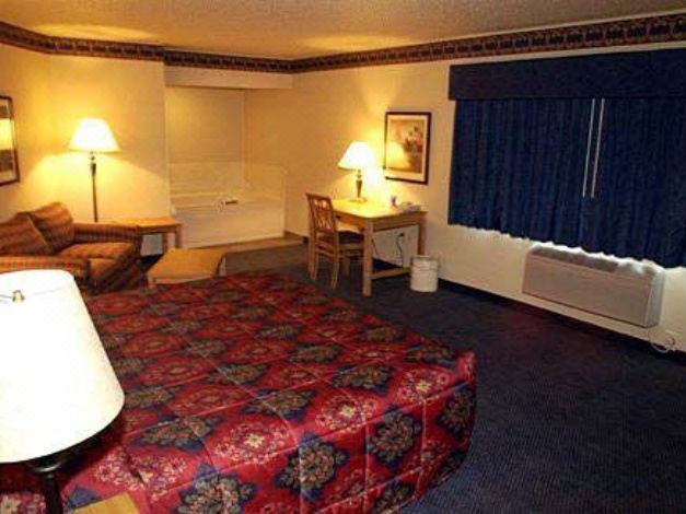 Photo of Others in Griswold