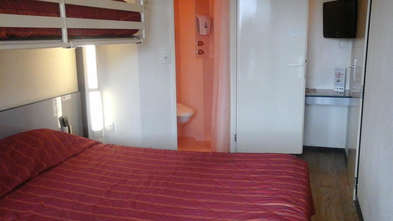 Photo of Bedroom in Gueret