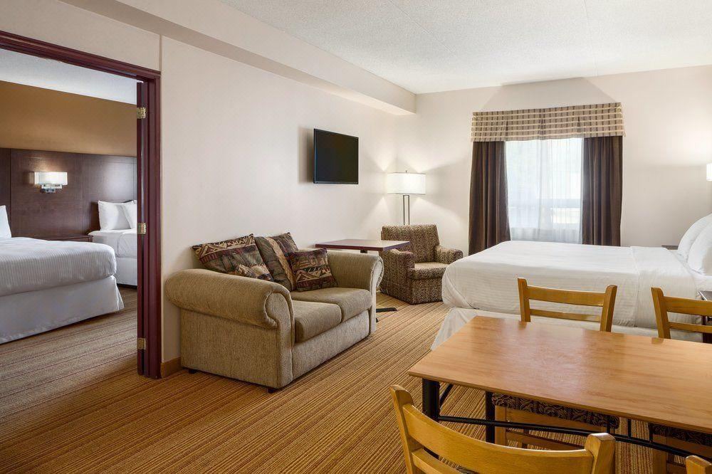 Photo of Livingroom in Leamington