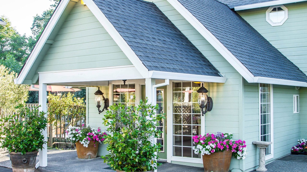 Photo of Buildings in Willits