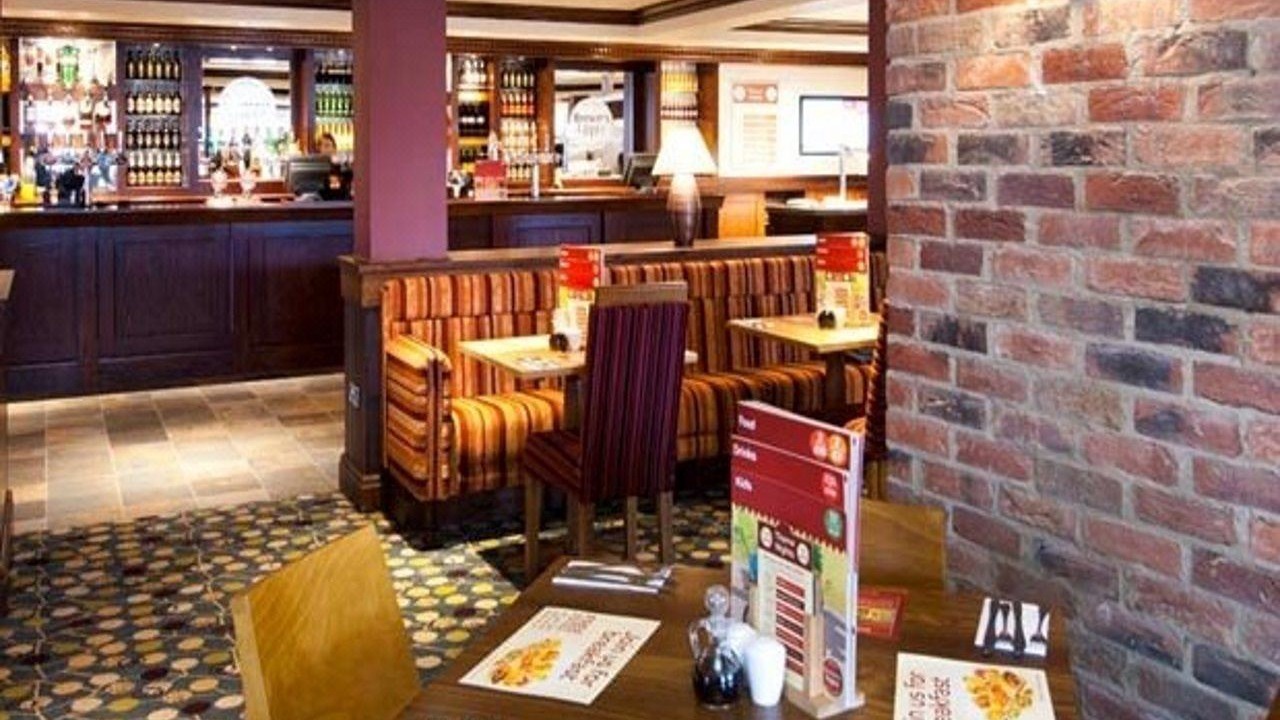 Photo of Livingroom in River