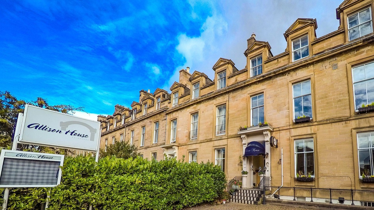 Photo of Buildings in Newington